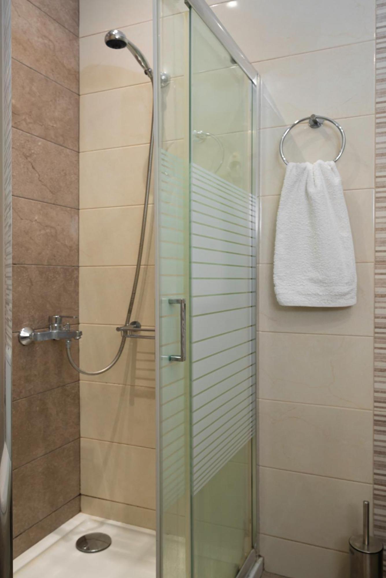 Neon Apartment, Modern, High Quality, Central Apt, Heraklion City Buitenkant foto