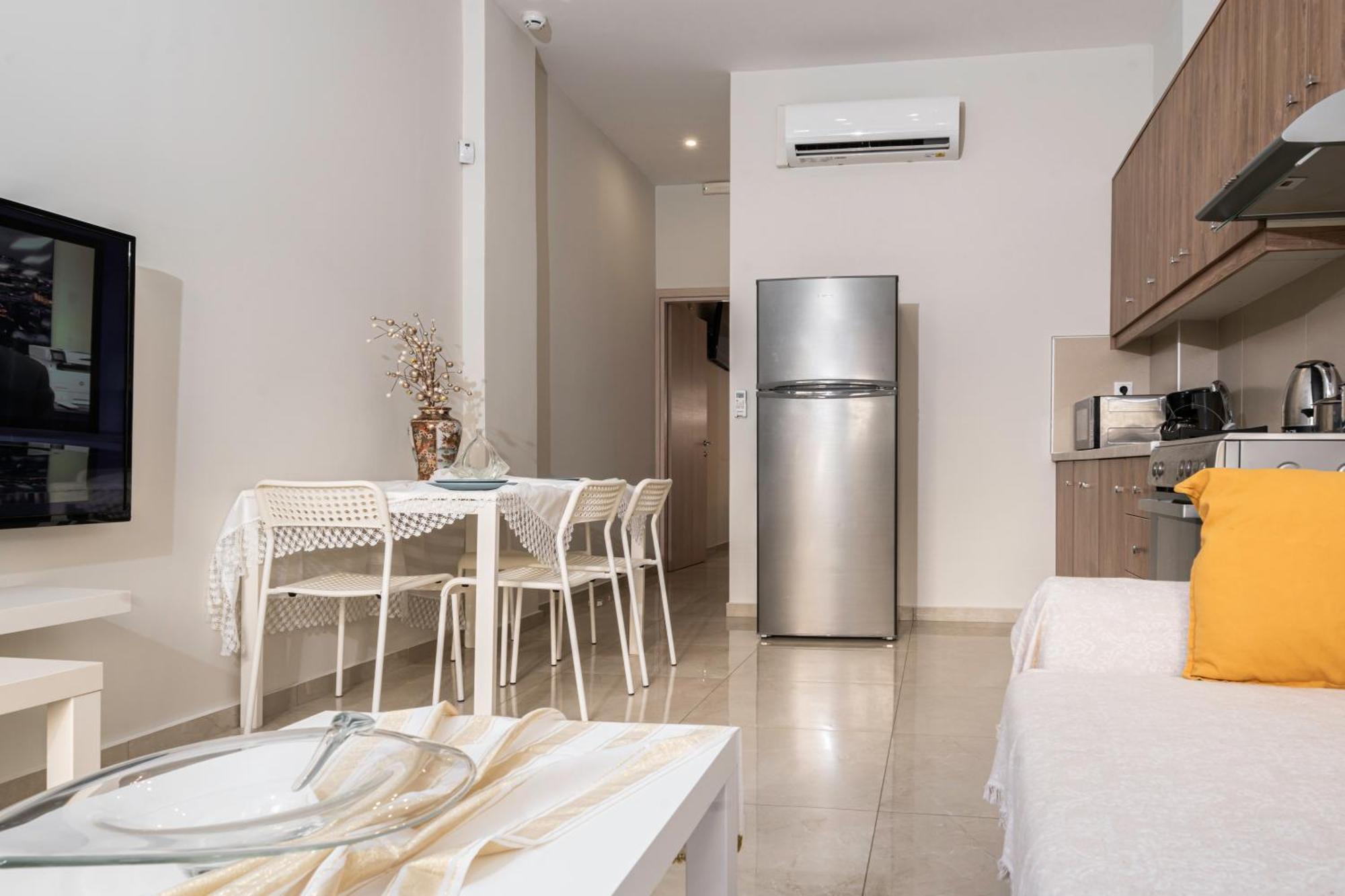 Neon Apartment, Modern, High Quality, Central Apt, Heraklion City Buitenkant foto